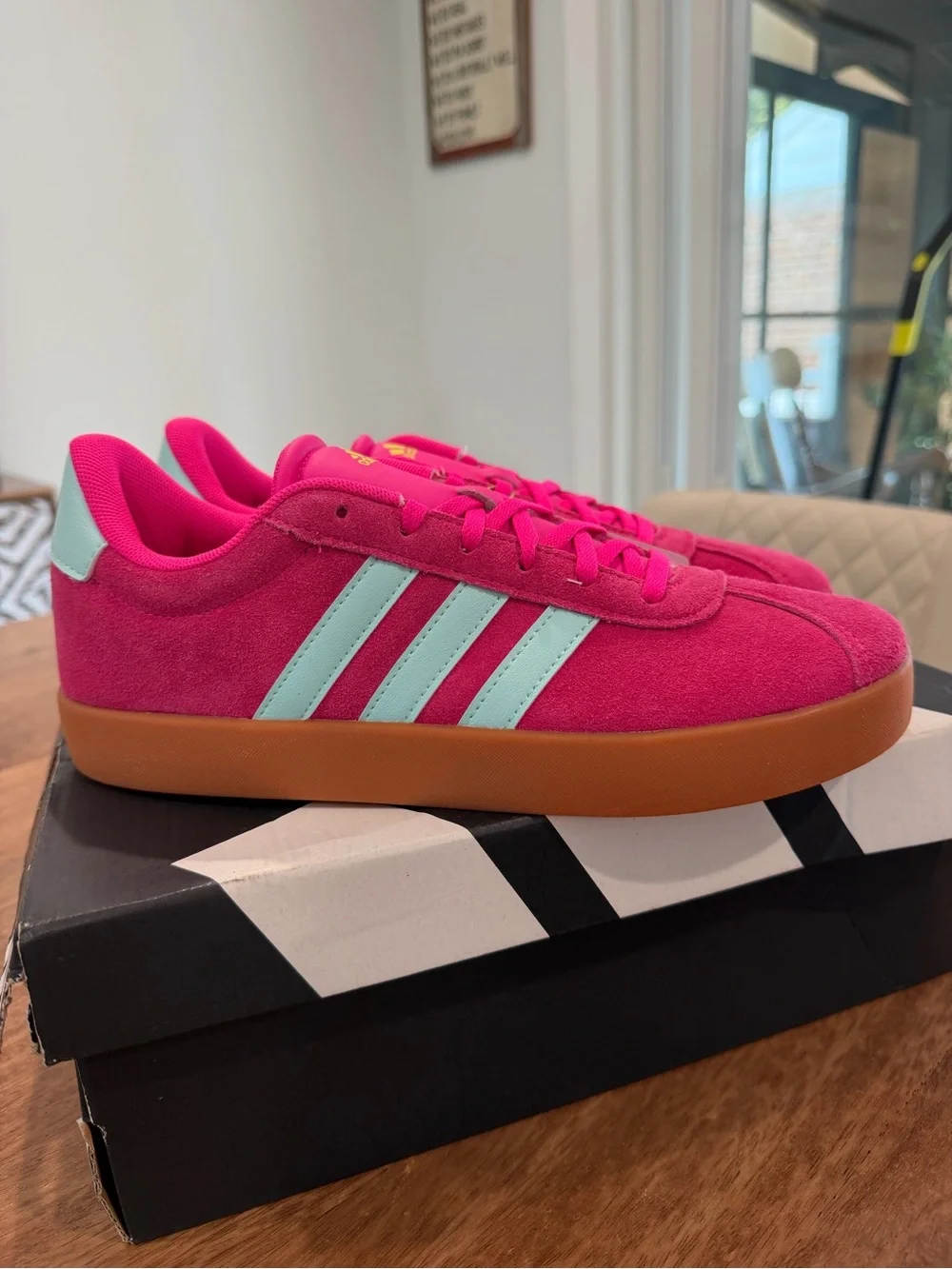 Adidas Samba 8.5 Pink Suede Sneakers with Mint Stripes Size 7Y/8.5W/7M BNIB